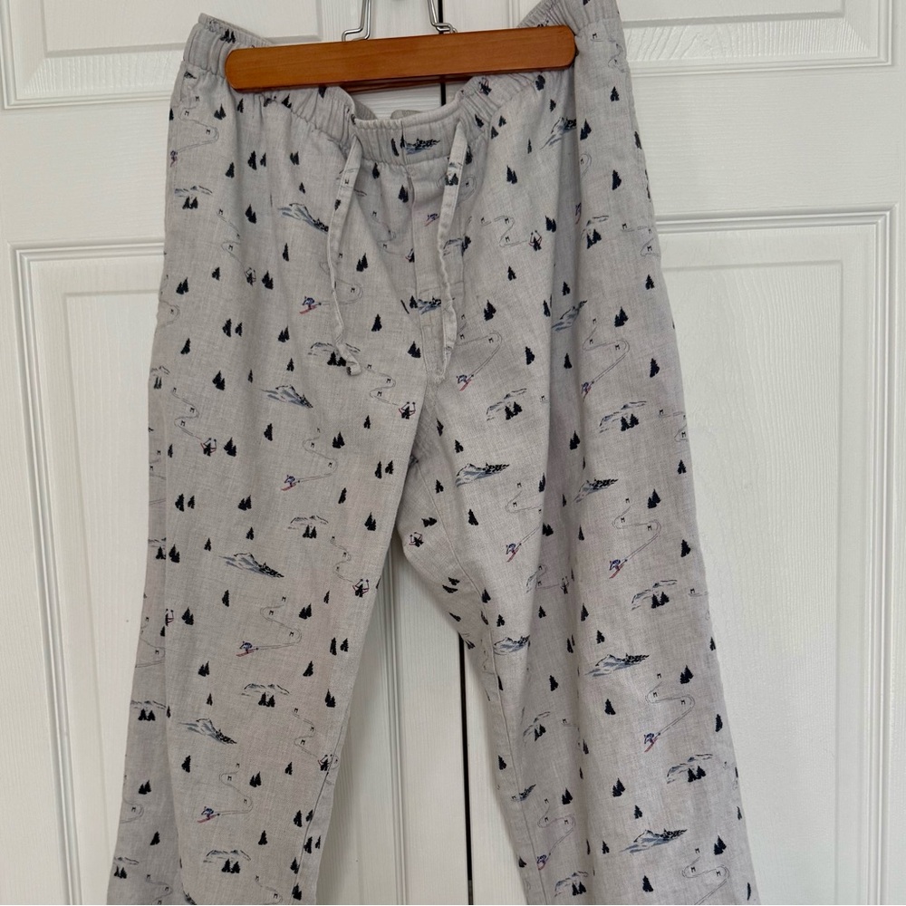 Men’s Banana Republic Gray ski Patterned pyjama lounging pants